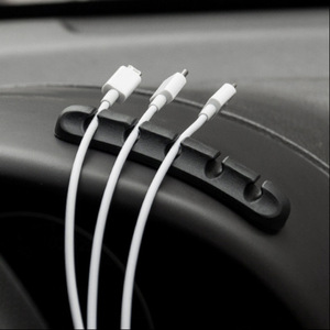 Organizzatore Cavi Multiuso, Clip per Gestione Cavi Autoadesive, Supporto per Cavi USB, Avvolgicavo per Scrivania e Comodino - Product Image 4