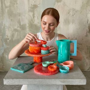 Ensemble de carafes en résine de luxe moderne, design marbré coloré, incassable, écologique, compatible lave-vaisselle, pour fêtes, vin, bière et autres boissons - Product Image 1