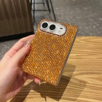 Étui de téléphone de luxe avec chaîne de bracelet entièrement ornée de diamants scintillants pour iPhone Duo, coque antichoc fine et agréable au toucher pour iPhone DUO