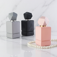 Flacon de parfum vide carré personnalisé de 50 ml avec bouchon géométrique, flacon de parfum de luxe moderne rose [couleur + logo disponibles]