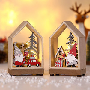 Nouvelles décorations de Noël : cabane en bois lumineuse, vieil homme de la forêt, vitrine en bois, ornements de bureau. - Product Image 1