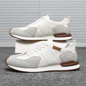 Zapatillas Casuales de Piel Vacuna Premium para Hombre, Suela Plana Cómoda de Cuero Suave para Desplazamientos Urbanos y Uso Diario - Product Image 1