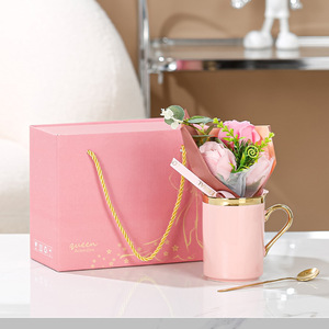 Tasses en céramique comme souvenirs - Coffret cadeau de tasses à eau nordiques - Cadeau de mariage - Cadeau d'anniversaire pour la meilleure amie - Product Image 4