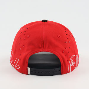 <span class=keywords><strong>Gorra</strong></span> de béisbol con forro de satén personalizada al por mayor de fábrica, gorras personalizadas de moda deportivas con patrón <span class=keywords><strong>bordado</strong></span> <span class=keywords><strong>3D</strong></span> de diamantes de imitación de alta calidad - Product Image 4