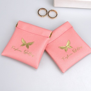 Pochette à bijoux en cuir PU avec logo personnalisé en relief, fermeture magnétique, pour boucles d'oreilles, colliers, bracelets - Product Image 1