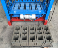 Petite Machine à Briques en Béton à Bloc Creux et Vibrante à Diesel pour Sols, Prix au Japon, Adaptée à l'Australie