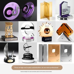 Trophée haut de gamme personnalisé en cristal et en métal pour les employés exceptionnels et créatifs, récompense d'honneur pour la réunion annuelle de l'entreprise, personnalisation - Product Image 6