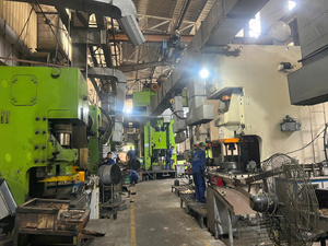 Vanne à bille à trois voies en laiton standard VN ISO 228-1-2000, 16 bars, poignée à levier en alliage de zinc, cylindre de gaz naturel, manuel, OEM - Product Image 5