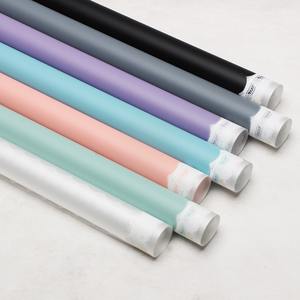 Vente en gros de nouveaux bouquets de fleurs épaisses en rose et en snowberry, matériaux recyclés écologiques, emballage personnalisé fait à la main - Product Image 4