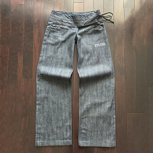 Vaqueros de mujer personalizados de corte bootcut, de mezclilla japonesa cruda selvedge, vintage, suaves, con cintura de cinco capas, de diseñador y a la moda. - Product Image 1