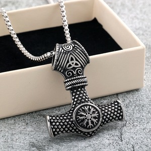 Pendentif vintage en acier inoxydable pour hommes et femmes, marteau de Thor <span class=keywords><strong>Viking</strong></span> 3D, collier avec chaîne en bambou - Product Image 2
