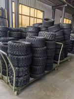 Pneus et roues ATV & UTV personnalisés en usine, nouveaux modèles de pneus diagonaux 25*8-12 20*6-10 20*7-8 avec chambres à air