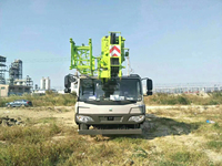 Grue de camion de 100 tonnes en vente au Qatar