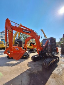 Excavadora Doosan DX55 Original con Piezas de Buena Calidad, Mini Excavadora Usada Doosan DX55 de 5 Toneladas en Venta - Product Image 5
