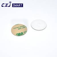    Étiquettes NFC en PVC rigide imperméables et autocollants/étiquettes métalliques 13,56 MHz, distance de lecture de 5 cm