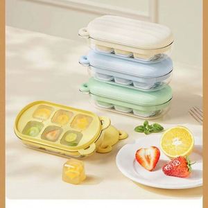 Bac à glaçons en silicone sans BPA avec couvercle en forme d'ours, empilable, moule à glaçons carré, facile à démouler, réutilisable, pour whisky et cocktails - Product Image 5