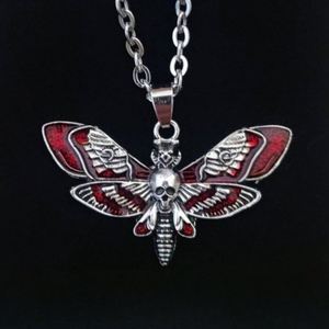 Collier ras du cou Y2K tendance, style gothique, avec pendentif crâne, ailes de mites et motif goutte de vernis rouge, plaqué or, bijoux punk pour femmes et hommes - Product Image 6