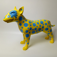Figurine de Beagle grandeur nature réaliste OEM Statue en résine d'animal écologique pour la décoration intérieure Vente en gros Statue de chien à vendre