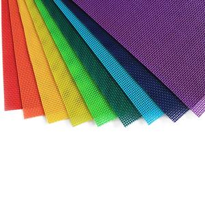 PVC-beschichtetes Polyester-Netzgewebe Hochbelastbares Vinyl-<span class=keywords><strong>Pool</strong></span>-PVC-Netzabdeckung Maßgefertigte Größe und Farbe PVC-Netzstoff - Product Image 1