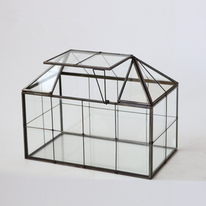 Günstige Preis China Fabrik Schwarz Haus Form Geometrische Glas und Messing <span class=keywords><strong>Terrarium</strong></span> für Succullent Pflanzen Großhandel - Product Image 4