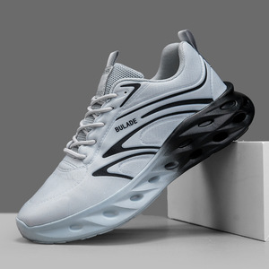 Zapatillas de running de caña alta con cordones 2025, deportivas de moda con amortiguación Blade, estampado de llamas, tejido hueco, ligeras para jogging - Product Image 3