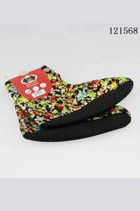 <b>Hot</b>-selling ankle-length floral women's winter warm <b>socks</b>, non-slip, casual and portable, with trendy logo cuffs, suitable for - Product Image 4