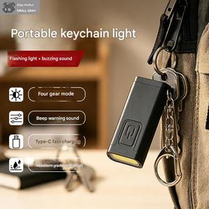 Mini Linterna LED Recargable de Aleación de Aluminio Portátil con Función de Alarma, Soporte para Bolígrafo y Gorra, Llavero - Product Image 5