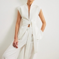 Tuniques et Blouses de Travail Personnalisables pour Femmes : Uniformes de Spa et de Salon de Beauté Luxueux et Confortables