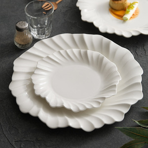 Platos de Cena Elegantes con Relieve Estilo Nórdico, Platos Blancos para Servir de Varios Tamaños, Vajilla Versátil para Banquetes y Catering de Hotel - Product Image 1