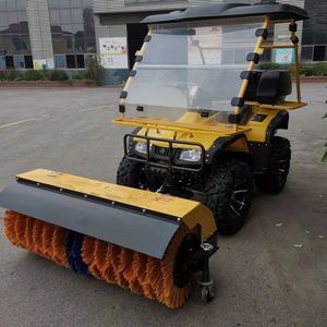 <span class=keywords><strong>Petit</strong></span> <span class=keywords><strong>Tracteur</strong></span> à 4 Roues Motrices <span class=keywords><strong>avec</strong></span> Lame de Déneigement Montée sur <span class=keywords><strong>Souffleur</strong></span> - Product Image 4