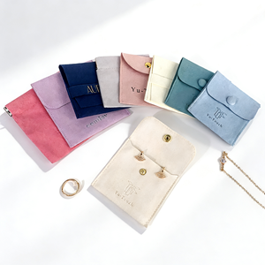 Emballage d'enveloppe élégant avec logo personnalisé, pochette pour collier de bijoux, sac d'enveloppe blanc, pochettes en microfibre pour bijoux - Product Image 1