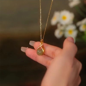 Hetian Jade Water Drop Pendant Necklace For Women Gold Chain Bezel Setting Everyday Wear - Product Image 2
