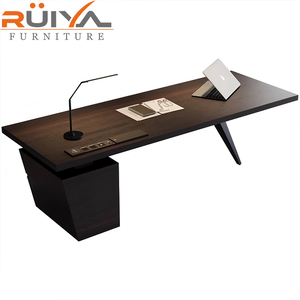 Escritorio de ordenador de madera maciza de gama alta de diseñador moderno de lujo italiano escritorios de oficina para uso doméstico y de oficina - Product Image 5