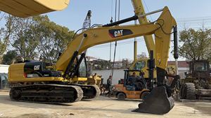 Usado para Excavadora Mini de Orugas CAT 330D2, 25 Toneladas de Peso Operativo, Buen Estado, Componentes Principales de 8 Toneladas: Motor, Bomba, Motorreductor - Product Image 3