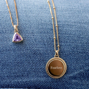 Gemnel custom engrave women power collana con ciondolo moneta rotonda senza paura - Product Image 5