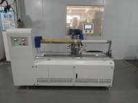 Machine de découpe à rouleaux automatique Huazhixin 1300 mm à commande PLC et entraînement motorisé pour rouleaux de papier, de ruban BOPP et de film