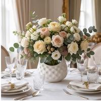 Vase en céramique texturé mat blanc cassé martelé et moucheté pour arrangements floraux, décoration de table et d'intérieur (vente en gros)