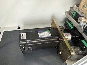 Machine d'affûtage automatique motorisée WEHO économique pour lames de <span class=keywords><strong>scie</strong></span> <span class=keywords><strong>circulaire</strong></span> à plaquettes de <span class=keywords><strong>carbure</strong></span> TCT avec système de raclage - Product Image 4