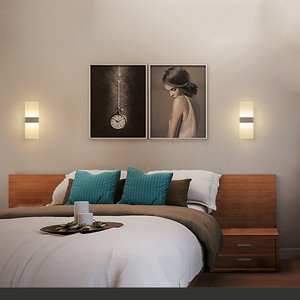 Lampe murale d'intérieur en acrylique 6W à coins arrondis, luminaire décoratif d'ambiance romantique, lampe de chevet - Product Image 4