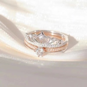 Женское кольцо с бриллиантом из серебра 925 пробы - Product Image 1