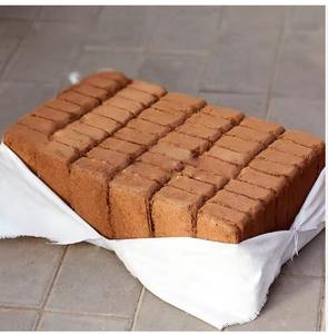 Ladrillos de Fibra de Coco Comprimida para Jardinería e Hidroponía - Product Image 2