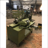Machine de production de poignée de hache, tête de marteau automatique, machine à manche en bois, machine à manche croisé