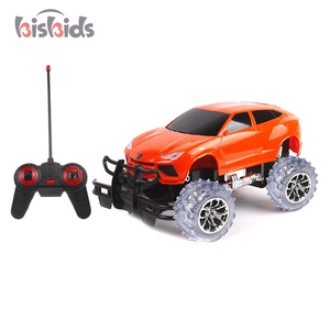 Eléctrico ABS fuera de la carretera de cuatro vehículo 1:12 escala rc coche deportivo con <span class=keywords><strong>electricidad</strong></span> brillante de la rueda - Product Image 2