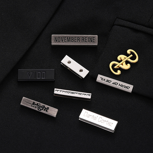 Tùy Chỉnh Khắc Kim Loại Nhãn Kim Loại Clip Đuôi Vải Kim Loại Clip Đuôi May Clip Răng Cho Quần Áo - Product Image 4