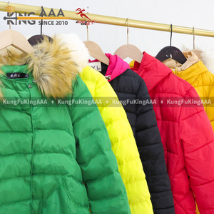 Giacche Invernali Spesse da Donna, Abbigliamento Usato Termico, Balle di Vestiti di Seconda Mano Misto, Vendita all'Ingrosso - Product Image 2