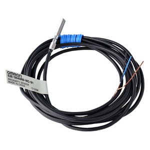   Sensor de Proximidad E2E-S04SR8-WC-B1 para Detección de Metales de Uso Industrial - Product Image 1