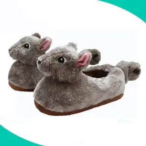 Vente en gros pantoufles d'hiver en forme d'animal pour l'intérieur pantoufles en peluche en peluche écureuil personnalisées