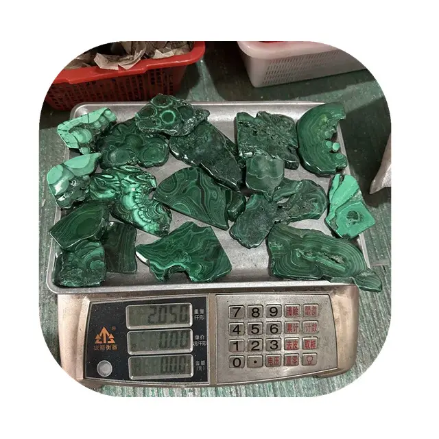 New arrivals rough quartz crystals slices healing raw gemstone natural green malachite crystal slabs for Decoration