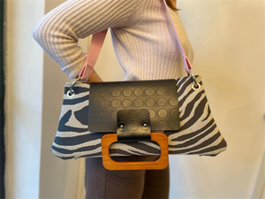 Design italiano borsa artigianale da donna borse a tracolla materiale sostenibile stile di moda fatto a mano personalizzazione per la vendita di esportazione - Product Image 2