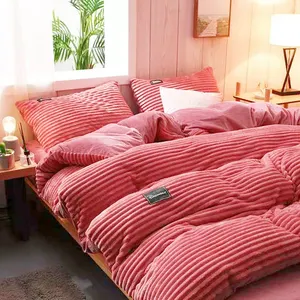 Set Tempat Tidur OEM ODM Populer Tekstil Rumah Set Tempat Tidur Korduroi Kutub Ukuran Raja Bulu Seprai Pernikahan untuk Musim Dingin
